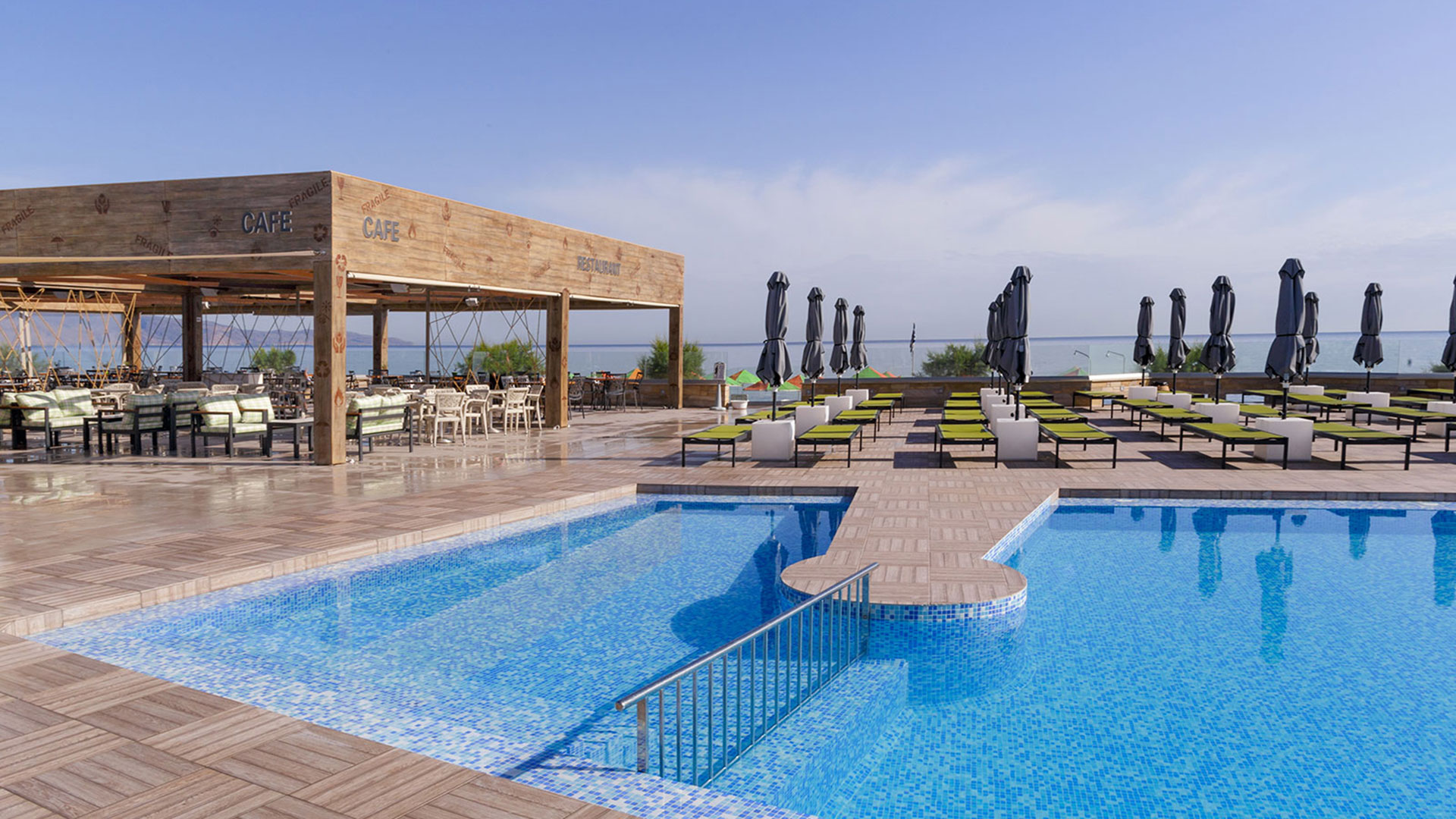 norme Eanthia Beach Hotel