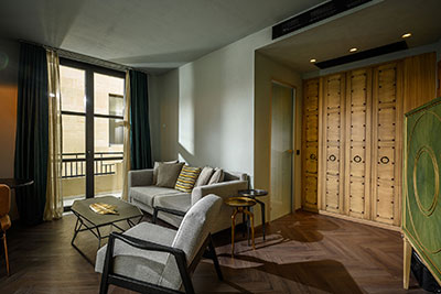 Enorme Pagopoieion Suites