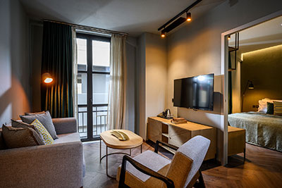 Enorme Pagopoieion Suites