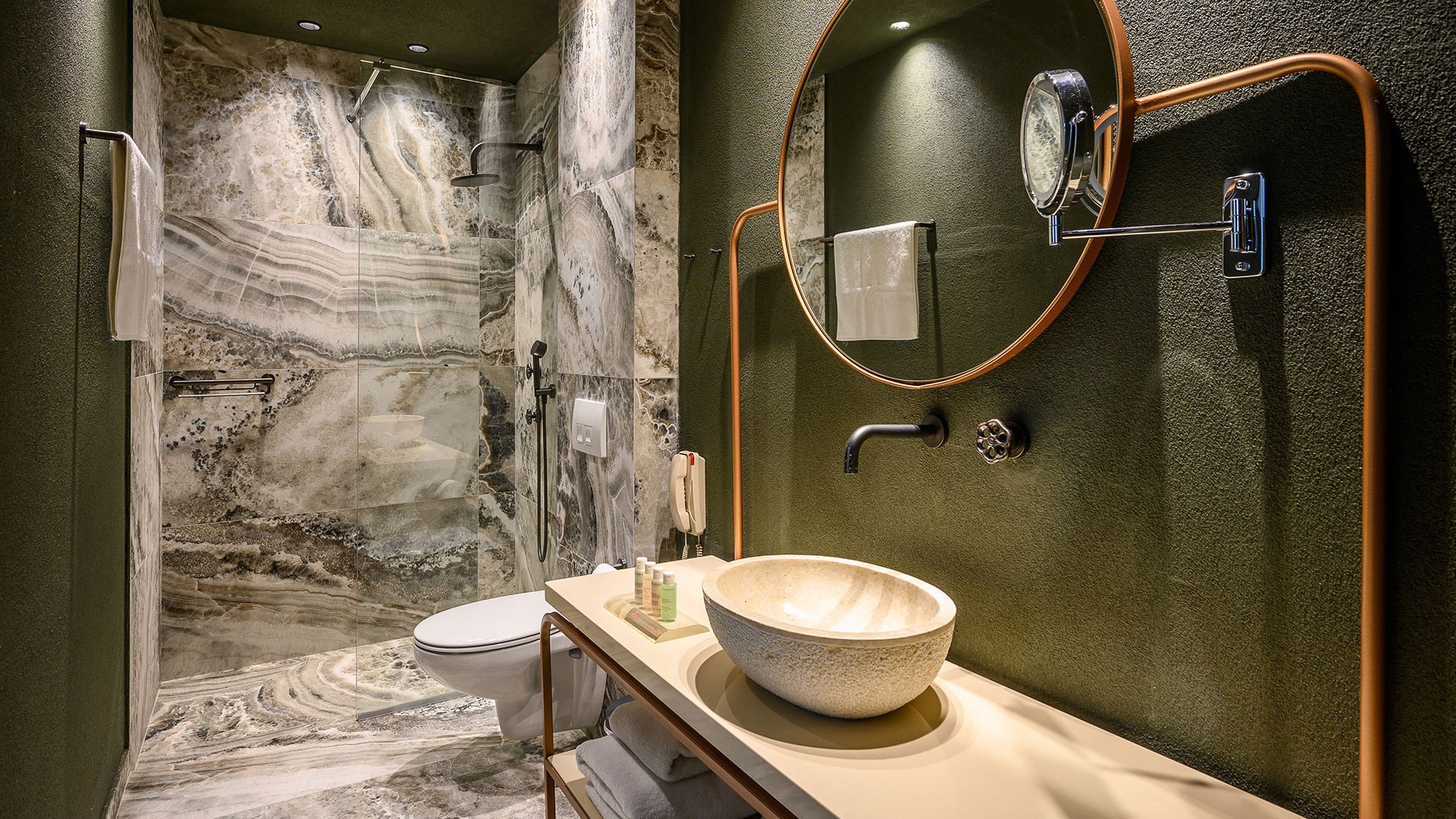 Pagopoieion Suites by Enorme