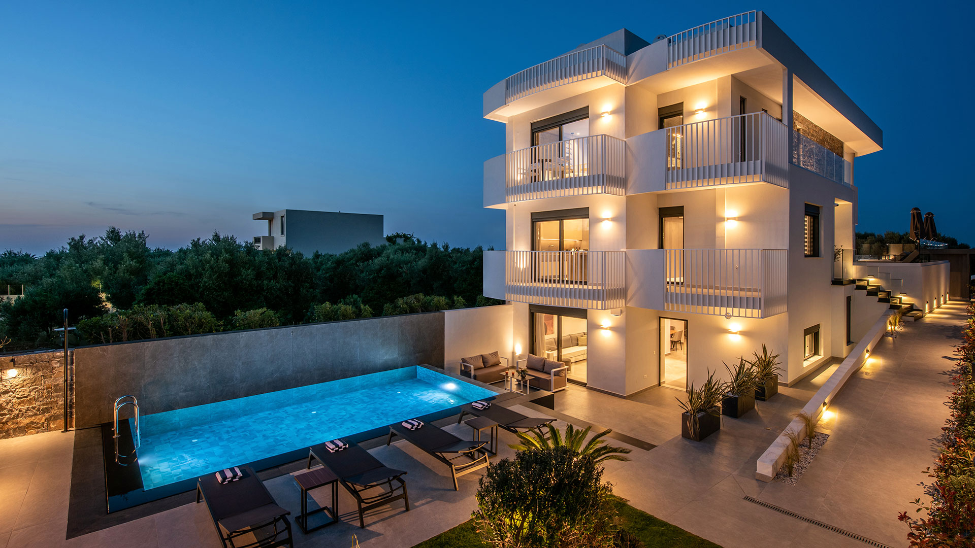 Aqua Villas Analipsi Enorme Hotels & Villas Hotel Management Consulting Development